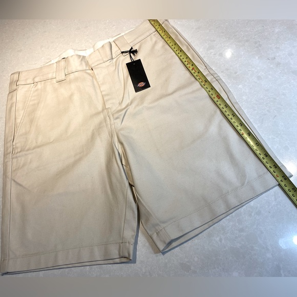 NEW Dickies MEN Cobden Short With Tags Size 34 Cream ⭐️⭐️⭐️⭐️ - Picture 15 of 17
